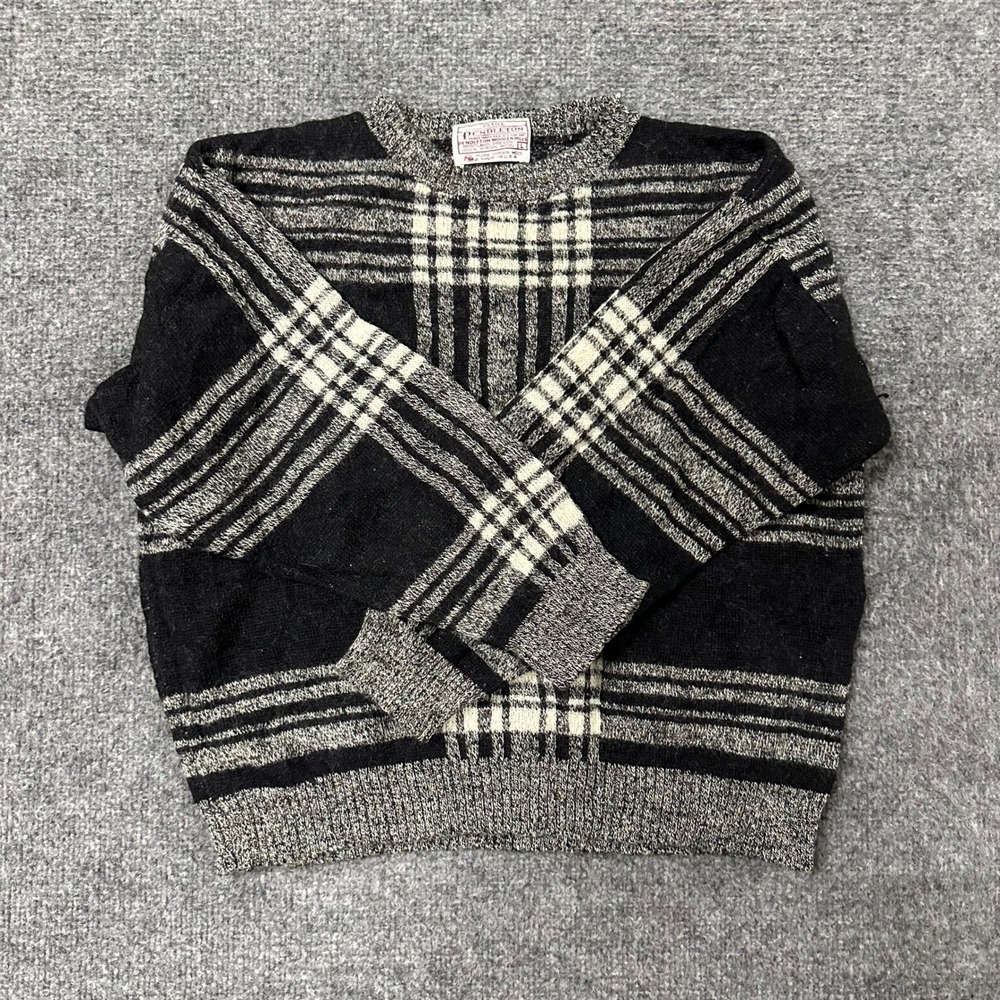 Petite Pendleton Sweater Womens Size L Black Plaid Virgin Wool USA Crewneck
